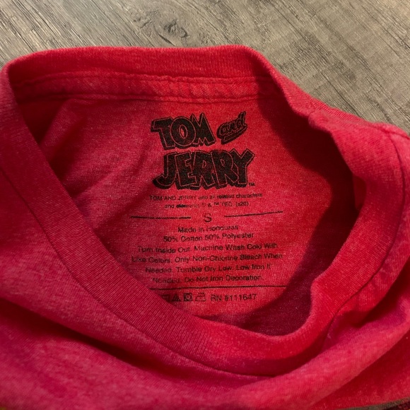 Tom and Jerry shirt - Picture 4 of 4